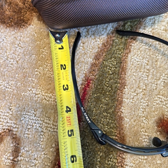 Maui Jim Banyans Polarized Sunglasses - MJ 412-10. - Picture 9 of 14